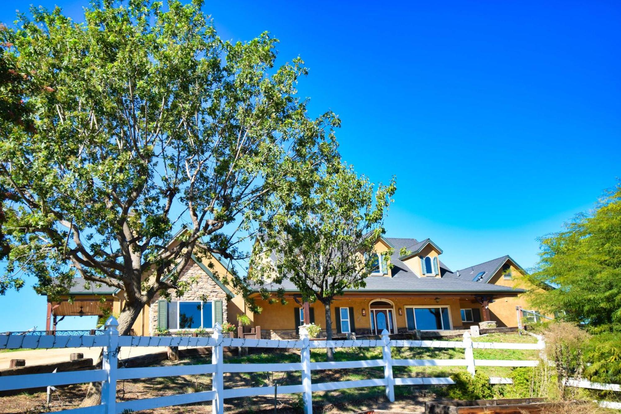 מלון טמקולה Peppertree Lane Ranch -- Seven-Acre Ranch In The Heart Of Wine Country מראה חיצוני תמונה